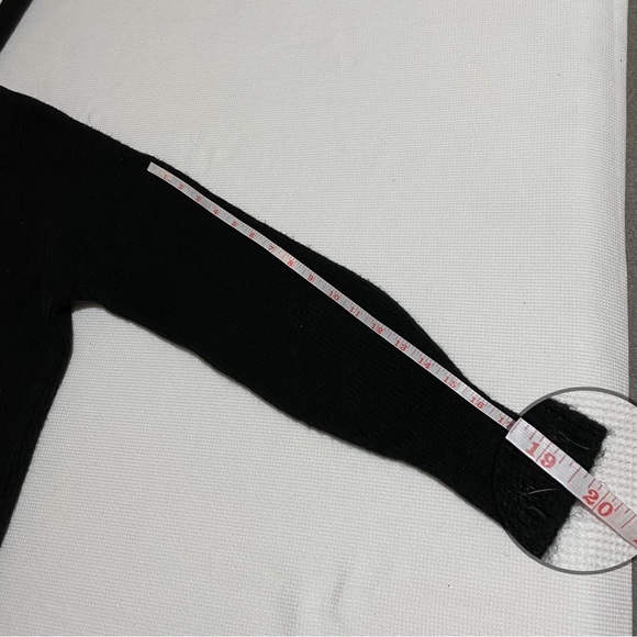 NWT Halogen Women Black Tunic V-Neck Sweater Size Large - Picture 13 of 13